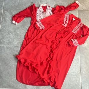 Lovely vintage nightgowns!